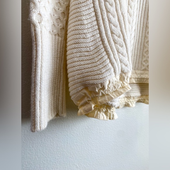Banana Republic Mohair Wool Cream Cable Knit Pullover Crew Sweater Relaxed Fit S - Picture 8 of 10